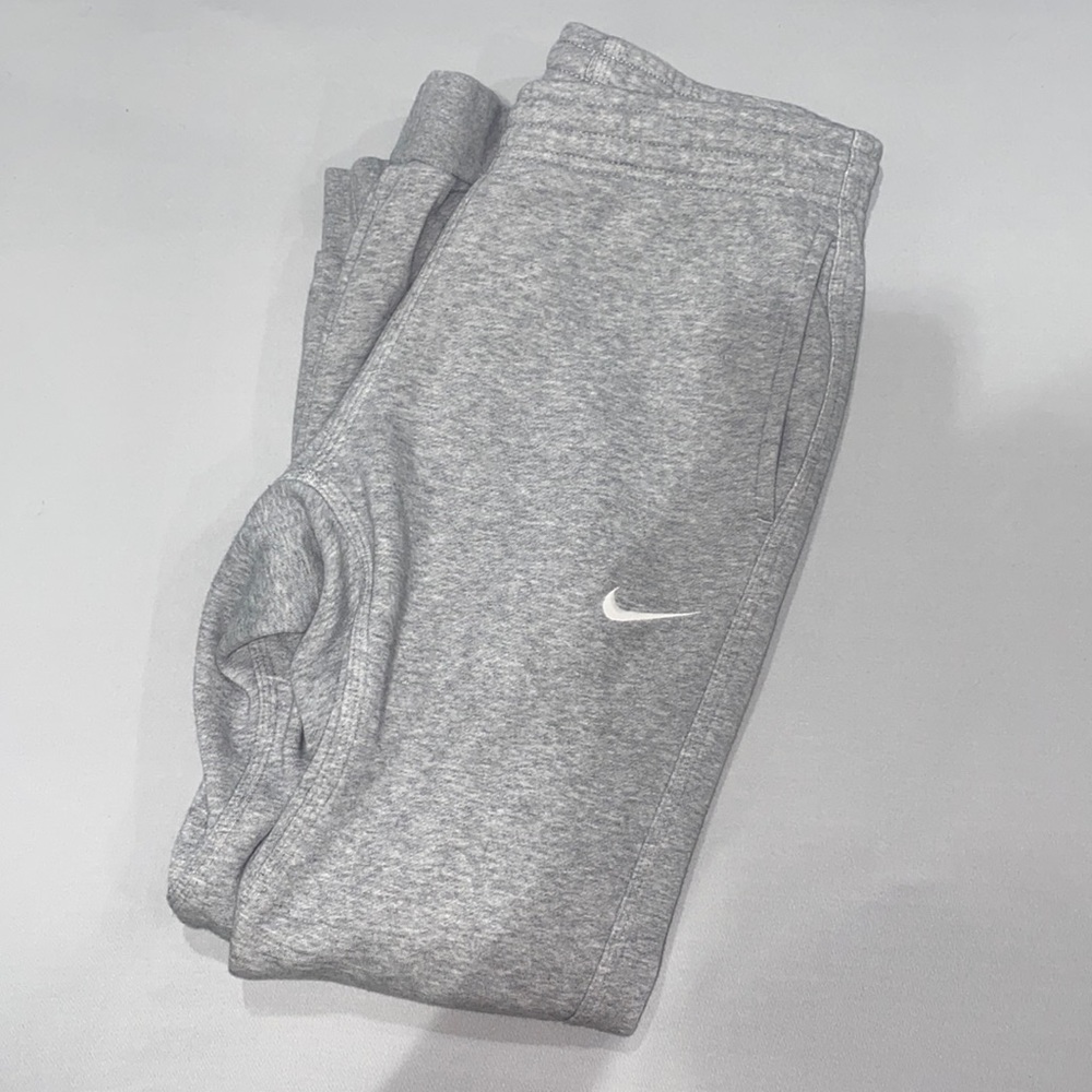 grey cuffed nike sweats size small